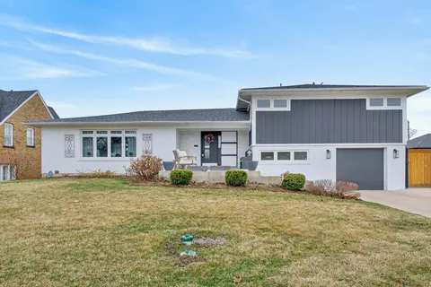1106 N 13th Ave, Melrose Park, IL 60160
