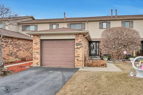 6824 Kingston Dr, Tinley Park, IL 60477