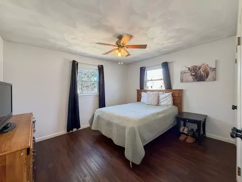 Bedroom - 1506 S Walnut Ave, Freeport, IL 61032 photo 2 of 4