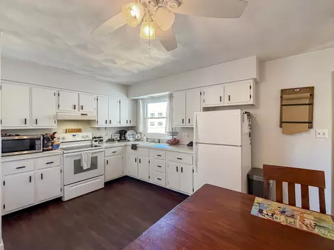 Kitchen - 1506 S Walnut Ave, Freeport, IL 61032 photo 3 of 4