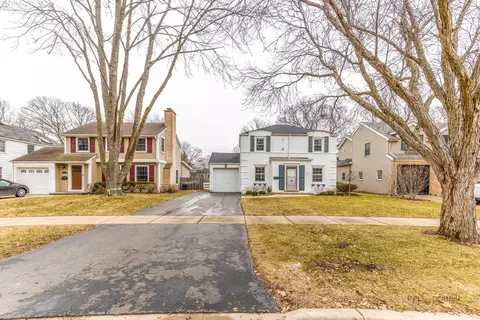 305 S George St, Mount Prospect, IL 60056