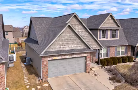 Exterior - 2504 Shepard Rd, Normal, IL 61761 photo 2 of 9