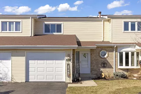 213 Manor Dr, New Lenox, IL 60451