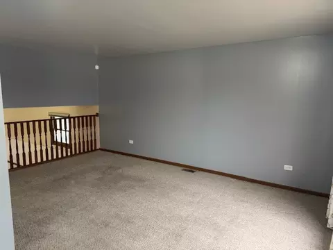 Living - 910 E 152nd Pl, Phoenix, IL 60426 photo 1 of 4