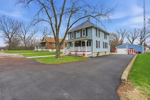 310 Godfrey Ave, Lockport, IL 60441