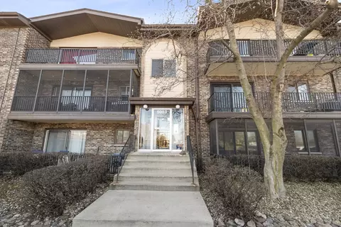 5003 W 135th St #1, Crestwood, IL 60418
