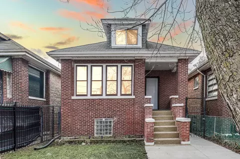 812 S Kilbourn Ave, Chicago, IL 60624