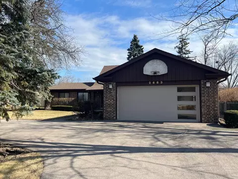 2683 Lisa Ct, Northbrook, IL 60062