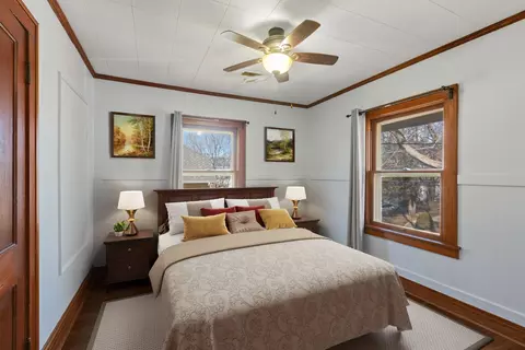 Bedroom - 371 North St, Elgin, IL 60120 photo 2 of 4