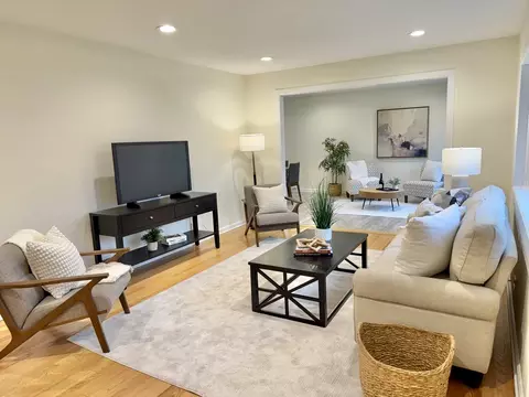 Living - 646 68th St, Willowbrook, IL 60527 photo 2 of 2