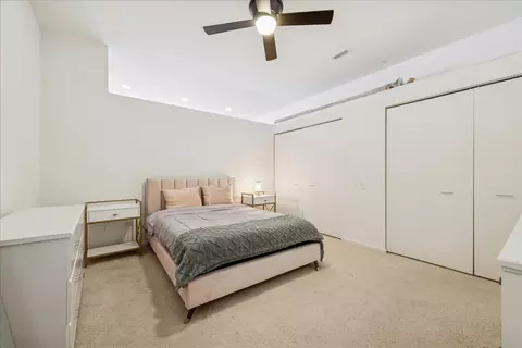 Bedroom - 65 E Monroe St #4317, Chicago, IL 60603 photo 1 of 2