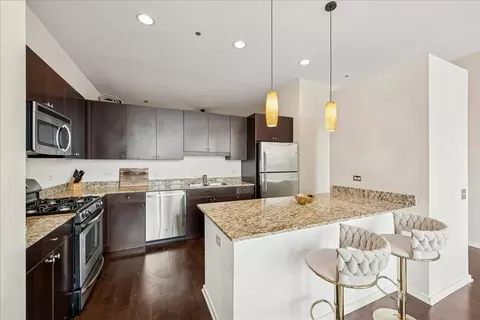 Kitchen - 65 E Monroe St #4317, Chicago, IL 60603 photo 1 of 2