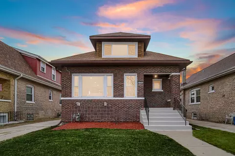 2114 S 10th Ave, Maywood, IL 60153