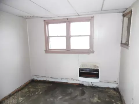 Bedroom - 8432 S Ada St, Chicago, IL 60620 photo 2 of 4