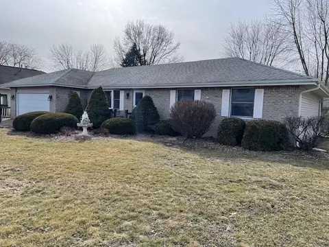 Exterior - 406 S Comet Dr, Braidwood, IL 60408 photo 2 of 6