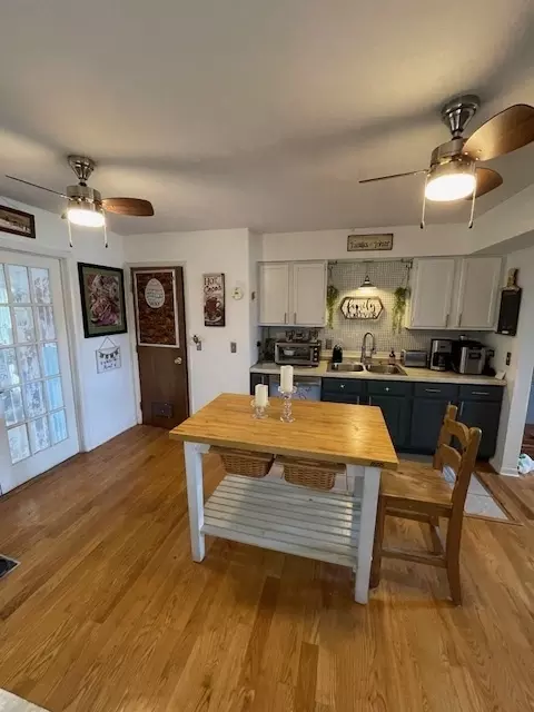 Kitchen - 406 S Comet Dr, Braidwood, IL 60408 photo 3 of 4