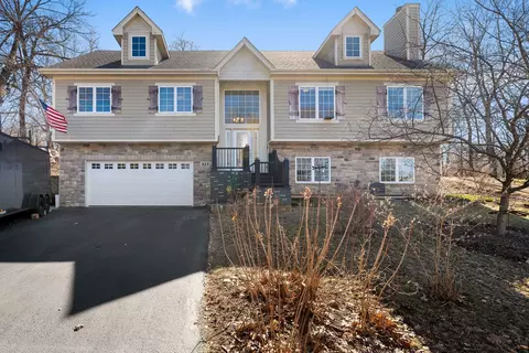 Exterior - 817 Regner Rd, Mchenry, IL 60051 photo 2 of 5