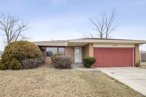 17137 Coventry Ln, Country Club Hills, IL 60478