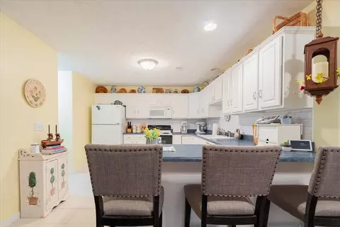 Kitchen - 16 Grape Vine Ln, Bloomington, IL 61704 photo 1 of 4