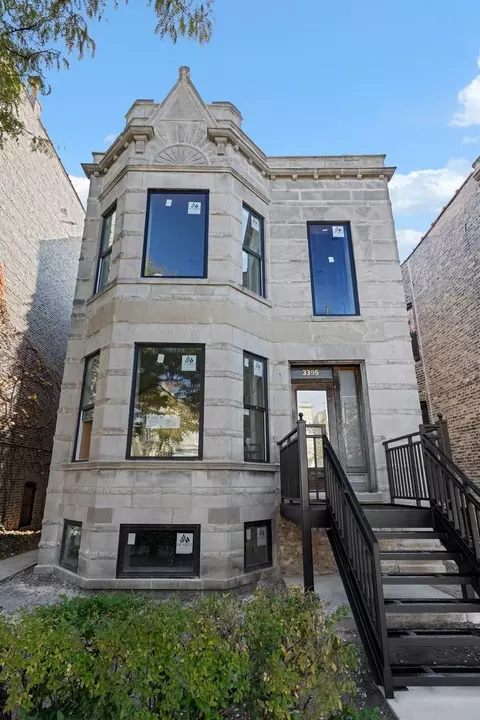3305 W Wrightwood Ave, Chicago, IL 60647