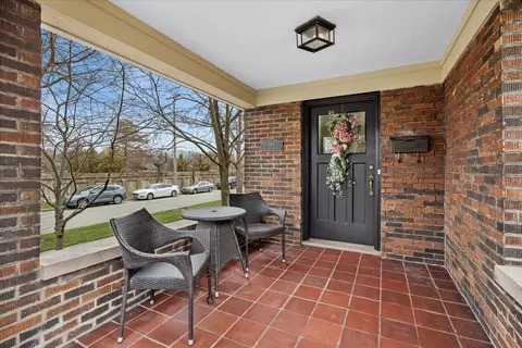 Exterior - 347 Keystone Ave, River Forest, IL 60305 photo 3 of 6