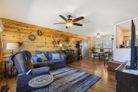 Living - 345 Maricopa Ln, Hoffman Estates, IL 60169 photo 1 of 1