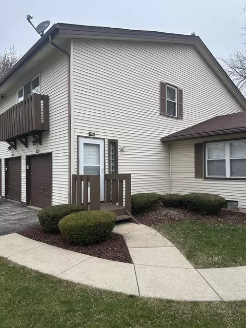 7748 W Harbor Ct #40, Frankfort, IL 60423