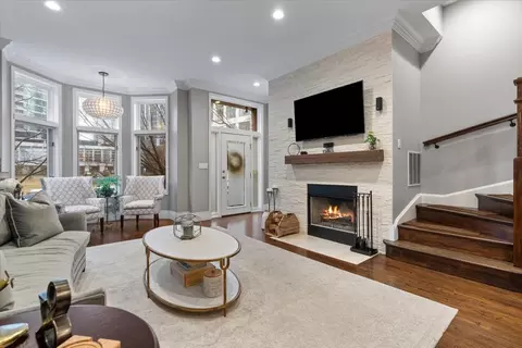 Living - 207 E 13th St, Chicago, IL 60605 photo 3 of 3