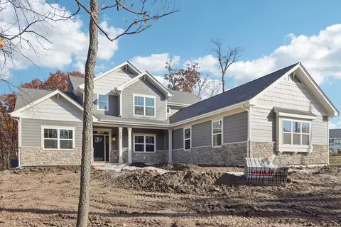 39 W910 Catlin Sq, Geneva, IL 60134