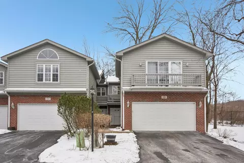 131 Willow Creek Ln, Willow Springs, IL 60480