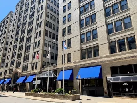 780 S Federal St #303, Chicago, IL 60605