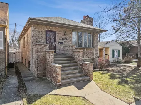 3541 N Pontiac Ave, Chicago, IL 60634