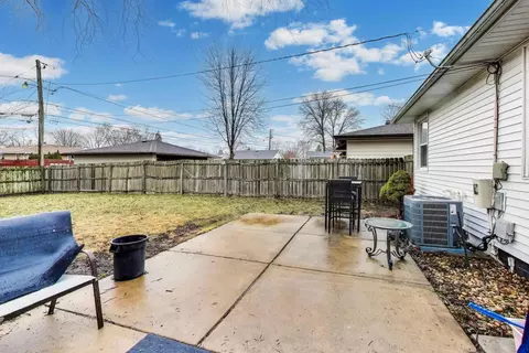 Exterior - 223 Oneill St, Joliet, IL 60436 photo 3 of 5