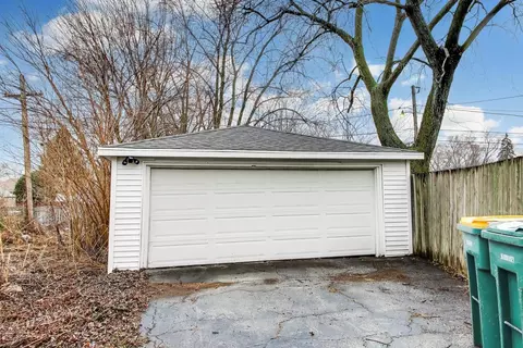 Exterior - 223 Oneill St, Joliet, IL 60436 photo 5 of 5