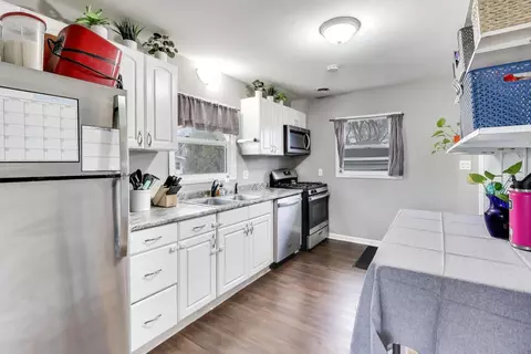 Kitchen - 223 Oneill St, Joliet, IL 60436 photo 1 of 2