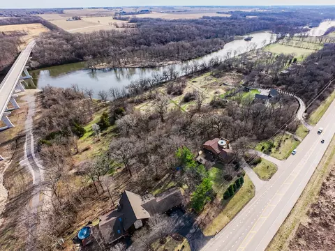 View/Area - 12070 River Rd, Plano, IL 60545 photo 14 of 15