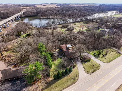 View/Area - 12070 River Rd, Plano, IL 60545 photo 13 of 15
