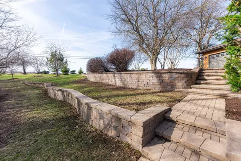 Exterior - 12070 River Rd, Plano, IL 60545 photo 6 of 19