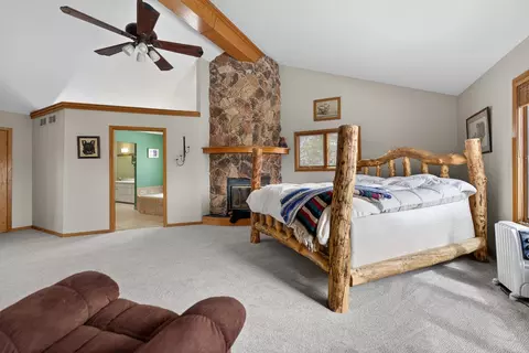 Bedroom - 12070 River Rd, Plano, IL 60545 photo 4 of 5