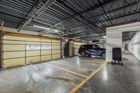 Exterior - 1600 E Thacker St #513, Des Plaines, IL 60016 photo 3 of 3
