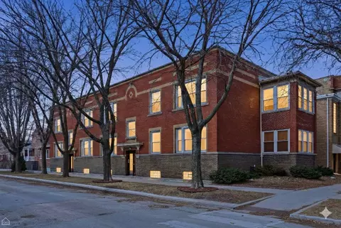 2200 W Winona St #2, Chicago, IL 60625