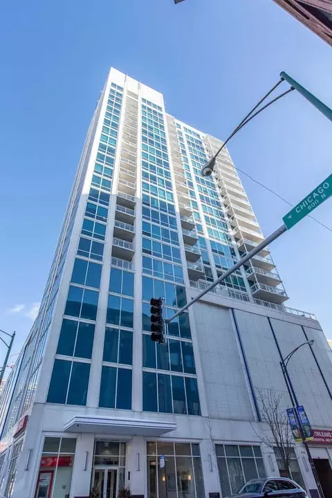 757 N Orleans St #1503, Chicago, IL 60654