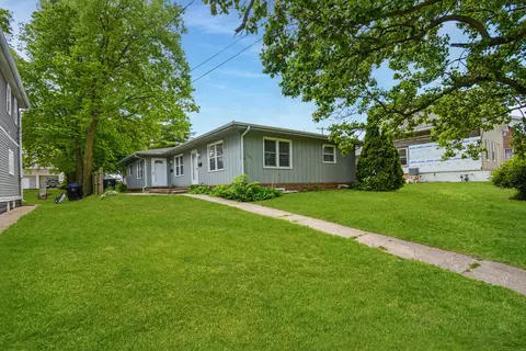Exterior - 107 E Division St, Bloomington, IL 61701 photo 5 of 6