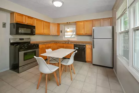 Kitchen - 107 E Division St, Bloomington, IL 61701 photo 8 of 9