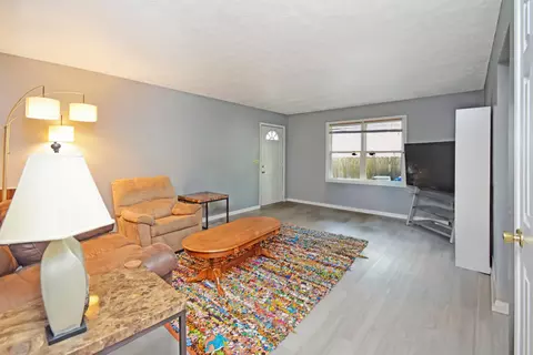 Living - 107 E Division St, Bloomington, IL 61701 photo 3 of 6