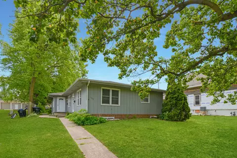 Exterior - 107 E Division St, Bloomington, IL 61701 photo 6 of 6