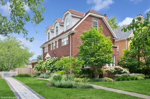 1326 Ashland Ave, Wilmette, IL 60091