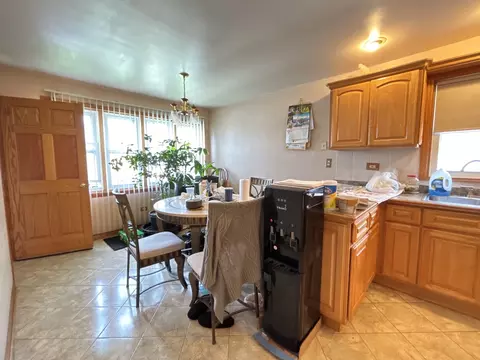 Kitchen - 6038 W 55th St, Chicago, IL 60638 photo 3 of 3