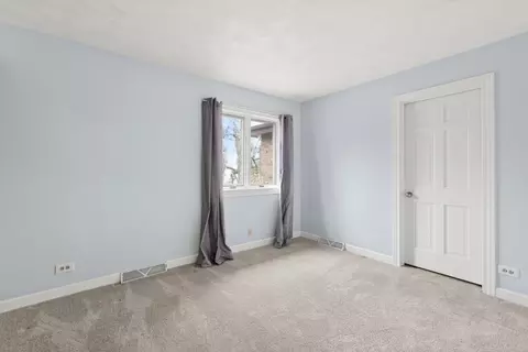 Bedroom - 11 N080 Juliet Dr, Elgin, IL 60124 photo 6 of 12