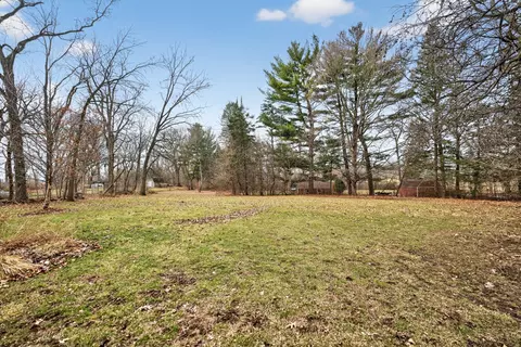 Exterior - 11 N080 Juliet Dr, Elgin, IL 60124 photo 5 of 5